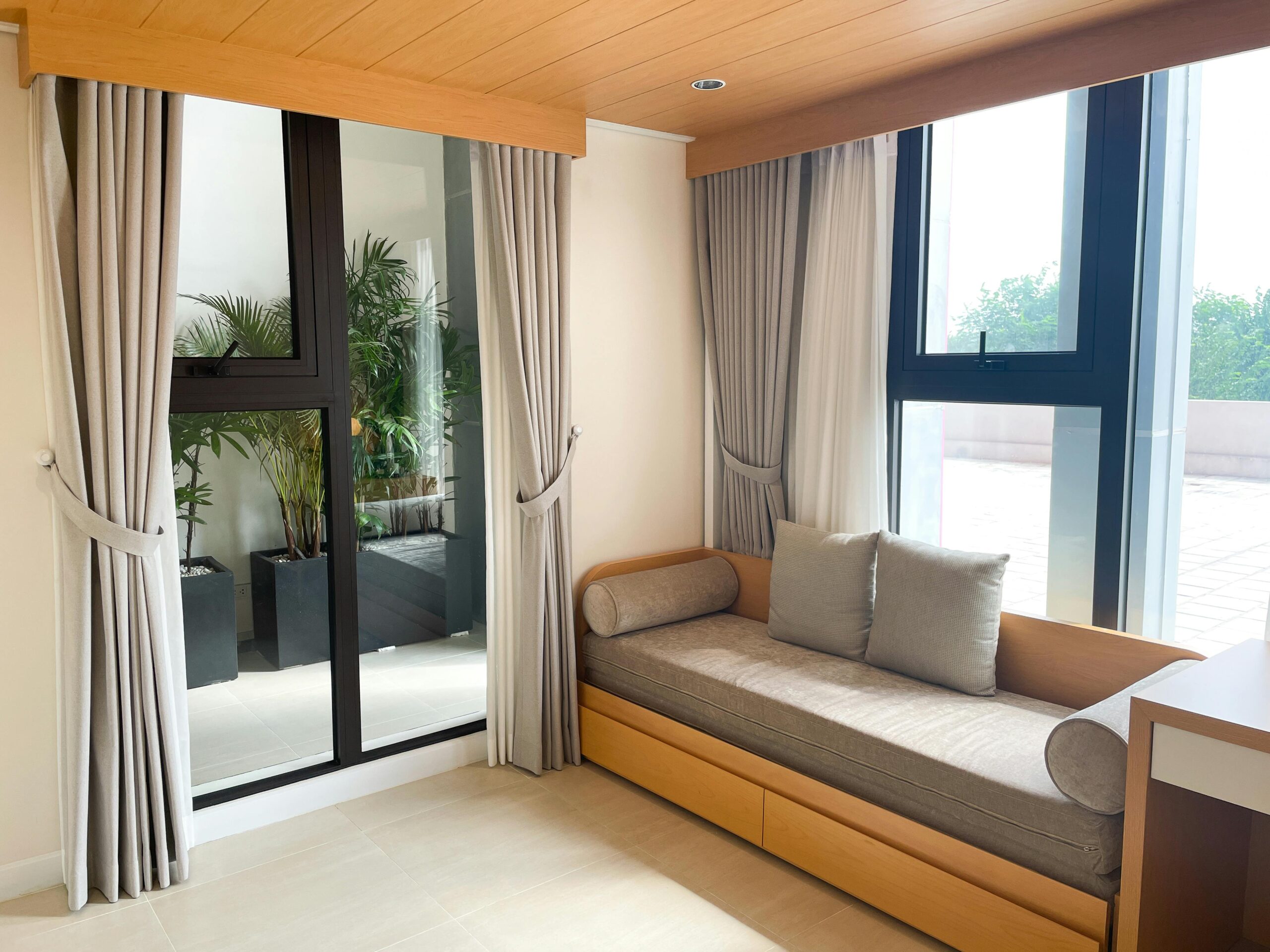 Soundproof Curtains: Your Solution to a noise-free Zone