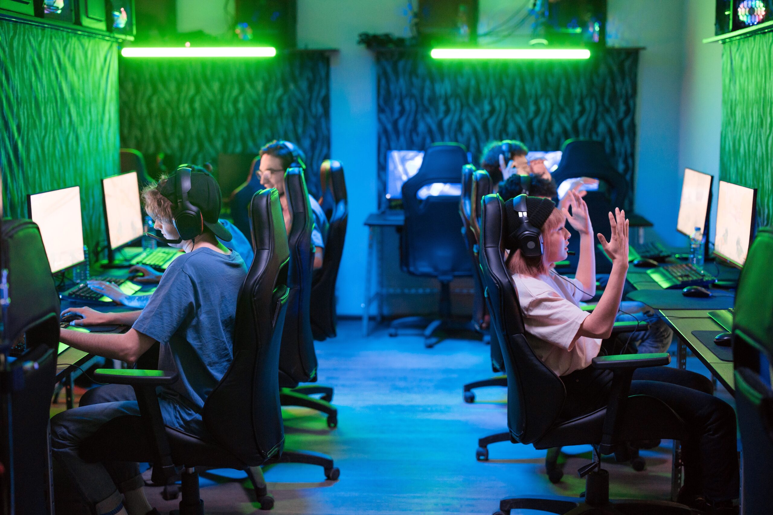 gaming room acoustics absorbing panels